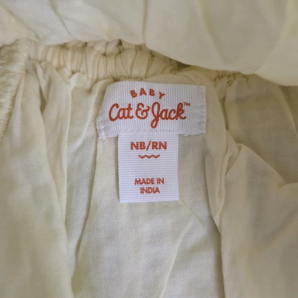 Cat & Jack Pale Yellow Ruffled Diaper Cover Set
